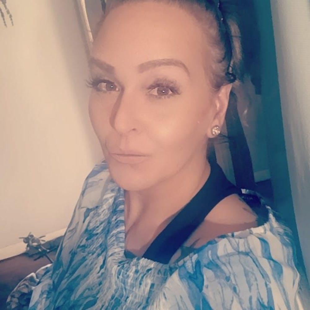 Meet your Posher, Veronica